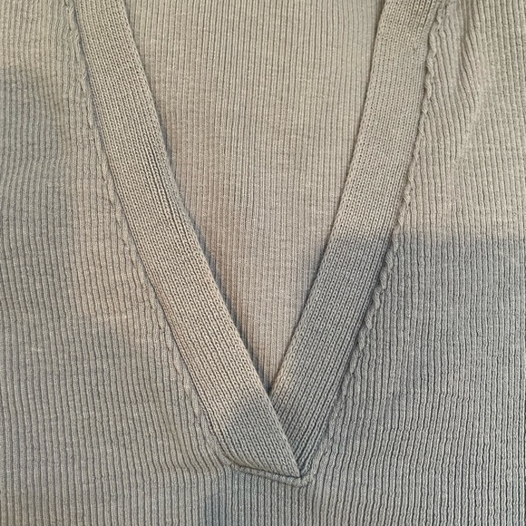 Zara Stretchy Collared Crop Top - Picture 3 of 6